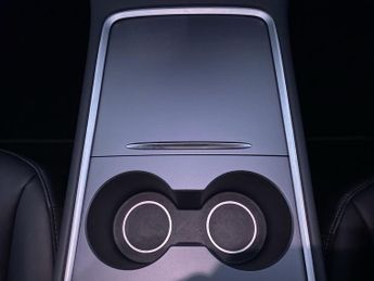 TESLA Model 3 Standard Range Plus Saloon 4dr Electric Auto RWD (241 bhp)