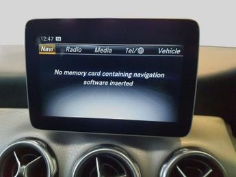 MERCEDES-BENZ 180 2.1 GLA200d Sport SUV 5dr Diesel 7G-DCT Euro 6 (s/s) (136 ps)
