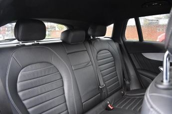 MERCEDES-BENZ EQC EQC 400 80kWh AMG Line SUV 5dr Electric Auto 4MATIC (408 ps)