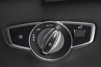 MERCEDES-BENZ EQC EQC 400 80kWh AMG Line SUV 5dr Electric Auto 4MATIC (408 ps)