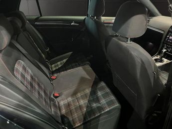 VOLKSWAGEN GOLF 2.0 TSI GTI Hatchback 5dr Petrol DSG Euro 6 (s/s) (230 ps)