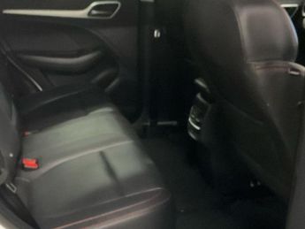 MG MG ZS 51.1kWh Trophy Connect SUV 5dr Electric Auto (176 ps)