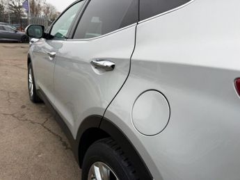 HYUNDAI SANTA FE 2.2 CRDi Blue Drive Premium SUV 5dr Diesel Auto 4WD Euro 6 (s/s)