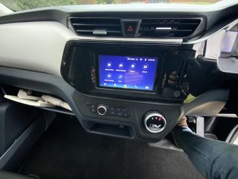 MAXUS EDELIVER 3 35kWh Panel Van 5dr Electric Auto FWD L1 (122 ps)
