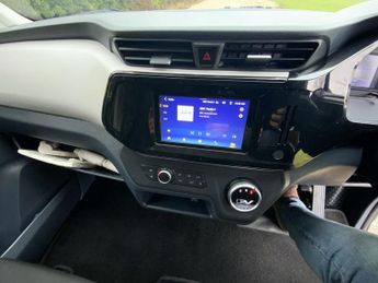 MAXUS EDELIVER 3 35kWh Panel Van 5dr Electric Auto FWD L1 (122 ps)
