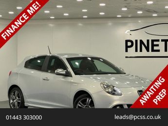 Alfa Romeo Giulietta 2.0 JTDM-2 Exclusive Hatchback 5dr Diesel Manual Euro 5 (s/s) (1
