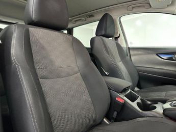 NISSAN QASHQAI 1.2 DIG-T N-Connecta SUV 5dr Petrol XTRON 2WD Euro 6 (s/s) (115 