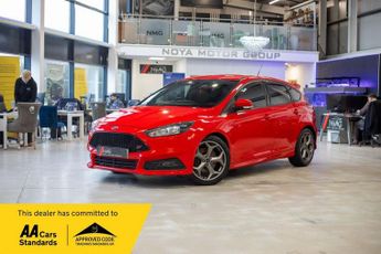 Ford Focus 2.0 TDCi ST-2 Hatchback 5dr Diesel Manual Euro 6 (s/s) (185 ps)