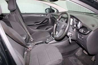 VAUXHALL ASTRA 1.4i Turbo SRi Hatchback 5dr Petrol Auto Euro 6 (s/s) (150 ps)