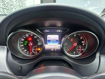 MERCEDES-BENZ CLA 2.1 CLA220d AMG Line Night Edition Coupe 4dr Diesel 7G-DCT 4MATI