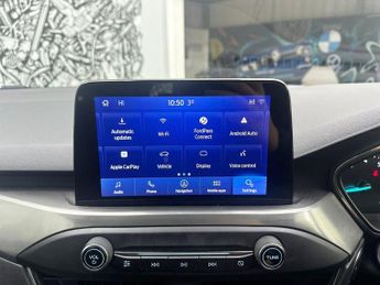 FORD FOCUS 1.0T EcoBoost Titanium Estate 5dr Petrol Auto Euro 6 (s/s) (125 