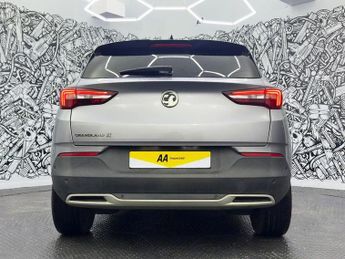 VAUXHALL GRANDLAND X 1.2 Turbo SRi Nav SUV 5dr Petrol Auto Euro 6 (s/s) (130 ps)