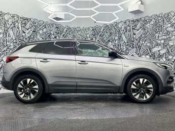 VAUXHALL GRANDLAND X 1.2 Turbo SRi Nav SUV 5dr Petrol Auto Euro 6 (s/s) (130 ps)