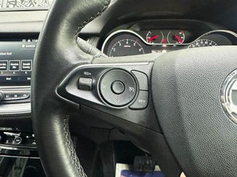 VAUXHALL GRANDLAND X 1.2 Turbo SRi Nav SUV 5dr Petrol Auto Euro 6 (s/s) (130 ps)