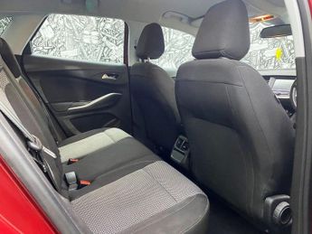 VAUXHALL GRANDLAND X 1.2 Turbo SE SUV 5dr Petrol Auto 8Spd Euro 6 (s/s) (130 ps)