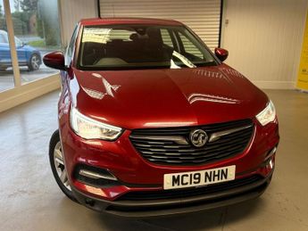 Vauxhall Grandland 1.2 Turbo GPF SE SUV 5dr Petrol Manual Euro 6 (s/s) (130 ps)