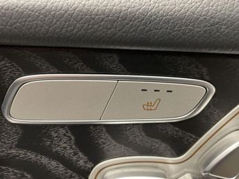 MERCEDES-BENZ GLC 2.0 GLC250 AMG Line (Premium) SUV 5dr Petrol G-Tronic+ 4MATIC Eu