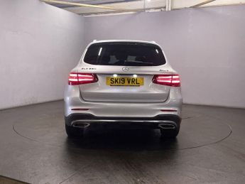 MERCEDES-BENZ GLC 2.0 GLC250 AMG Line (Premium) SUV 5dr Petrol G-Tronic+ 4MATIC Eu