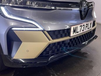 RENAULT MEGANE E-TECH 60kWh iconic Hatchback 5dr Electric Auto (optimum charge) (220 p