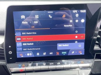 RENAULT MEGANE E-TECH 60kWh iconic Hatchback 5dr Electric Auto (optimum charge) (220 p