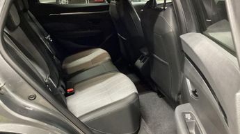 RENAULT MEGANE E-TECH 60kWh iconic Hatchback 5dr Electric Auto (optimum charge) (220 p