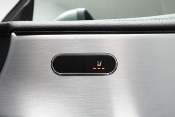 MERCEDES-BENZ CLA 2.0 CLA35 AMG Coupe 4dr Petrol 7G-DCT 4MATIC Euro 6 (s/s) (306 p