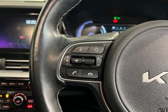 KIA NIRO 64kWh 4+ SUV 5dr Electric Auto (201 bhp) Reverse Camera, Front /