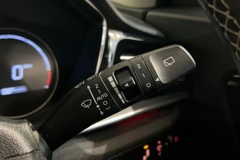 KIA NIRO 64kWh 4+ SUV 5dr Electric Auto (201 bhp) Reverse Camera, Front /