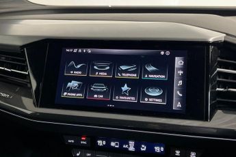 AUDI Q4 E-TRON 40 S line SUV 5dr Electric Auto 82kWh (204 ps) Rear Parking Sens