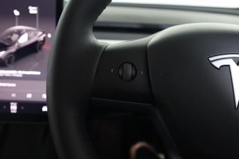 TESLA MODEL Y (Dual Motor) Performance Auto 4WDE 5dr