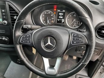 MERCEDES-BENZ VITO 2.1 114 CDI Pure Panel Van 5dr Diesel G-Tronic+ RWD L2 Euro 6 (s