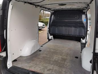MERCEDES-BENZ VITO 2.1 114 CDI Pure Panel Van 5dr Diesel G-Tronic RWD L2 Euro 6 (s/