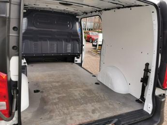 MERCEDES-BENZ VITO 2.1 114 CDI Pure Panel Van 5dr Diesel G-Tronic RWD L2 Euro 6 (s/