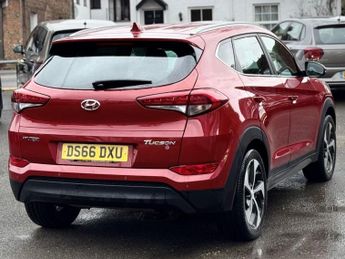 HYUNDAI TUCSON 1.7 CRDi Blue Drive Premium SUV 5dr Diesel DCT Euro 6 (s/s) (141