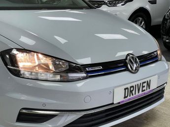 VOLKSWAGEN GOLF 1.5 TSI EVO SE Nav Hatchback 5dr Petrol Manual Euro 6 (s/s) (130