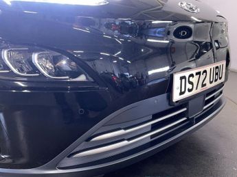 HYUNDAI KONA 39kWh Premium SUV 5dr Electric Auto (10.5kW Charger) (136 ps)