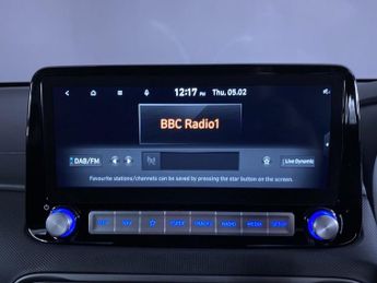 HYUNDAI KONA 39kWh Premium SUV 5dr Electric Auto (10.5kW Charger) (136 ps)