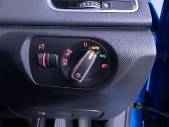 AUDI Q3 1.4 TFSI CoD Sport SUV 5dr Petrol S Tronic Euro 6 (s/s) (150 ps)