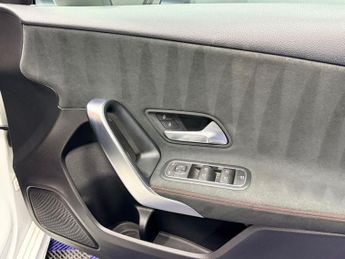 MERCEDES-BENZ A-CLASS 1.5 A180d AMG Line Hatchback 5dr Diesel 7G-DCT Euro 6 (s/s) (116