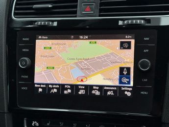 VOLKSWAGEN GOLF 2.0 TSI R Estate 5dr Petrol DSG 4Motion Euro 6 (s/s) (310 ps)