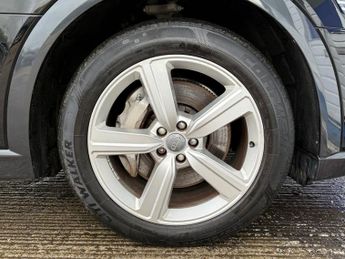 AUDI E-TRON 50 Technik SUV 5dr Electric Auto quattro 71.2kWh (313 ps)