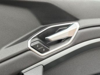 AUDI E-TRON 50 Technik SUV 5dr Electric Auto quattro 71.2kWh (313 ps)