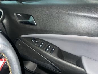 VAUXHALL CROSSLAND X 1.2 Turbo Elite Nav SUV 5dr Petrol Auto Euro 6 (s/s) (130 ps)