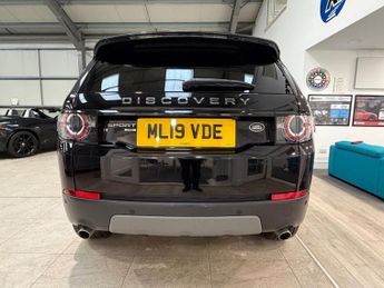 LAND ROVER DISCOVERY SPORT 2.0 TD4 Landmark SUV 5dr Diesel Auto 4WD Euro 6 (s/s) (180 ps)