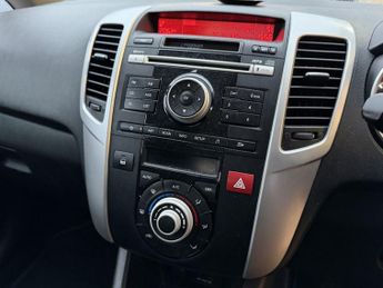 KIA VENGA 1.4 CRDi EcoDynamics 3 MPV 5dr Diesel Manual Euro 5 (s/s) (89 bh