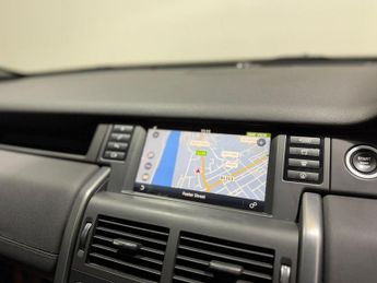 LAND ROVER DISCOVERY SPORT 2.0 TD4 Landmark SUV 5dr Diesel Auto 4WD Euro 6 (s/s) (180 ps)