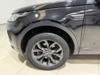LAND ROVER DISCOVERY SPORT 2.0 TD4 Landmark SUV 5dr Diesel Auto 4WD Euro 6 (s/s) (180 ps)