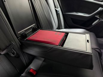 AUDI A6 AVANT 2.0 TDI ultra S line Estate 5dr Diesel S Tronic Euro 6 (s/s) (19