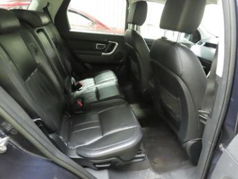 LAND ROVER DISCOVERY SPORT 2.0 TD4 HSE SUV 5dr Diesel Auto 4WD Euro 6 (s/s) (180 ps)