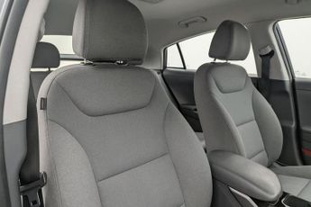 HYUNDAI IONIQ 38.3kWh Premium Hatchback 5dr Electric Auto (136 ps)